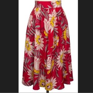 Trashy Diva vintage pinup tropical VLV skirt in red waterlilies print, size 2